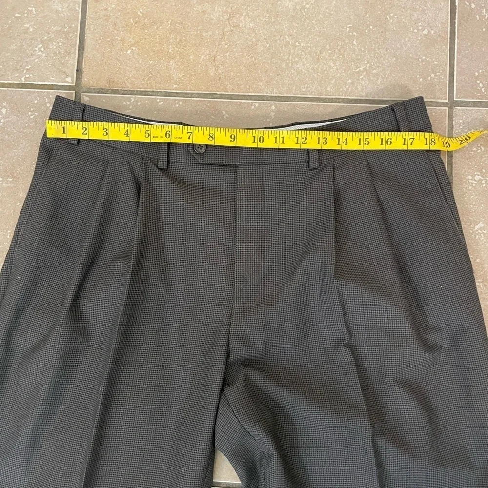 Ralph Lauren Comfort Flex Pleated Black Mini Check Dress Pants Cuffed Sz 36 x 32